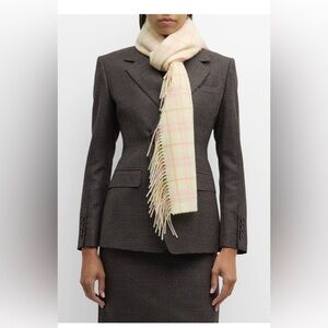 Burberry scarf